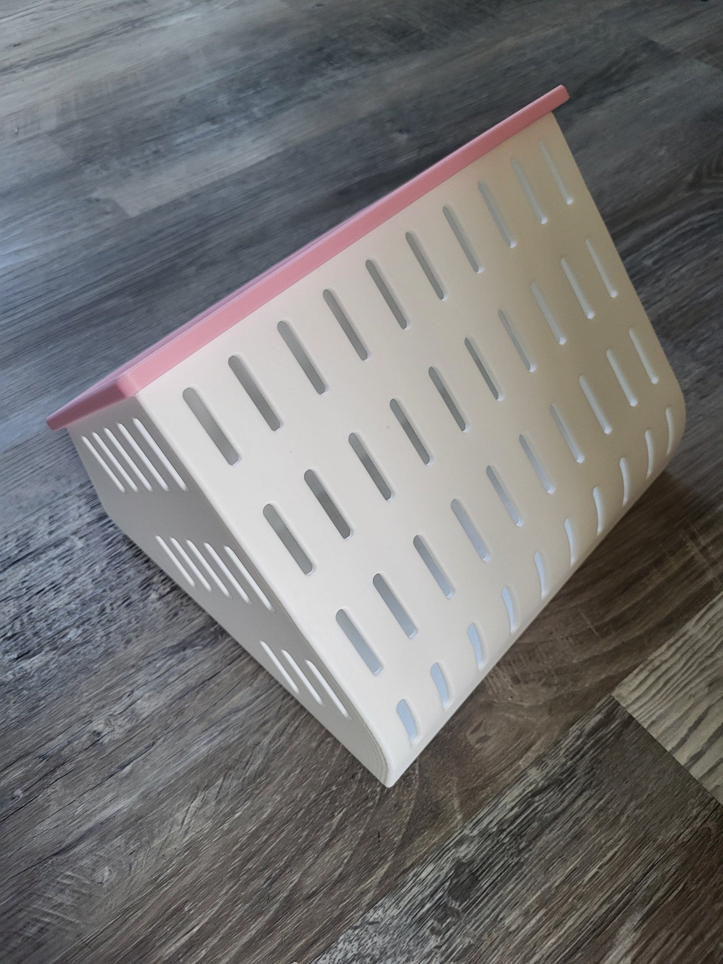 The Open Air Hay Feeder