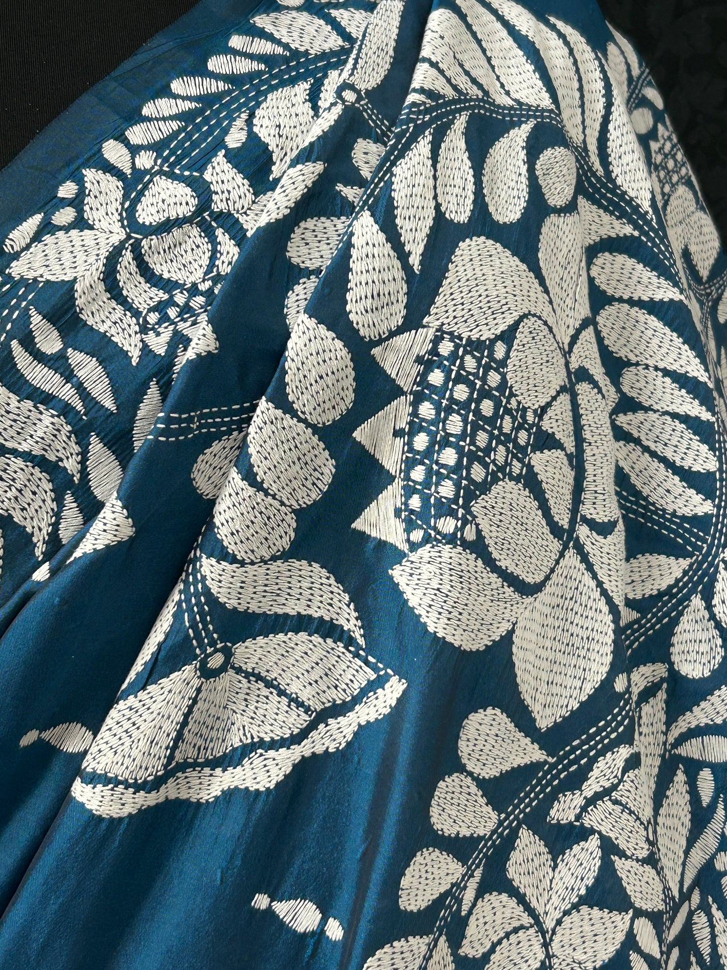 Kantha silk saree : fall pico done