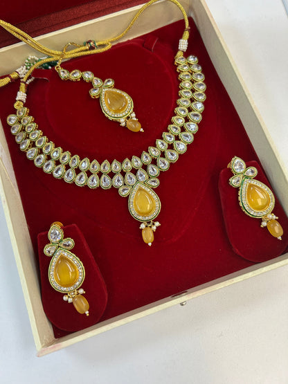 Kundan necklace set