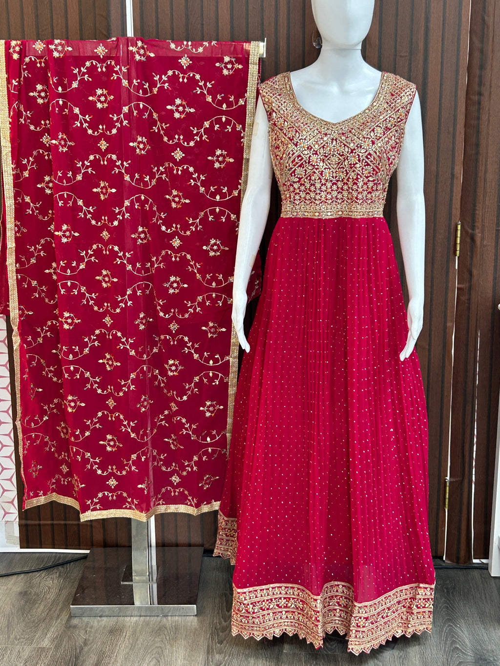 Heavy party wear gown