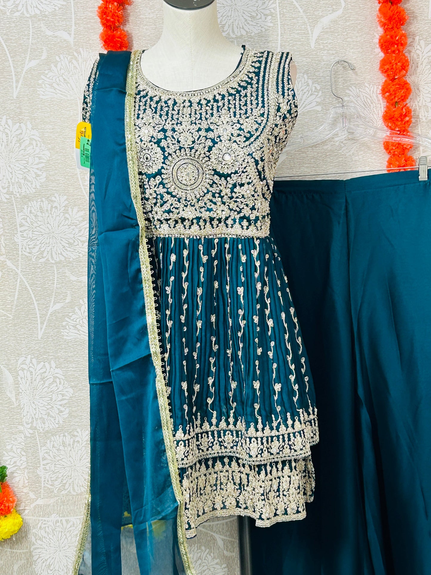 Heavy work Sharara set