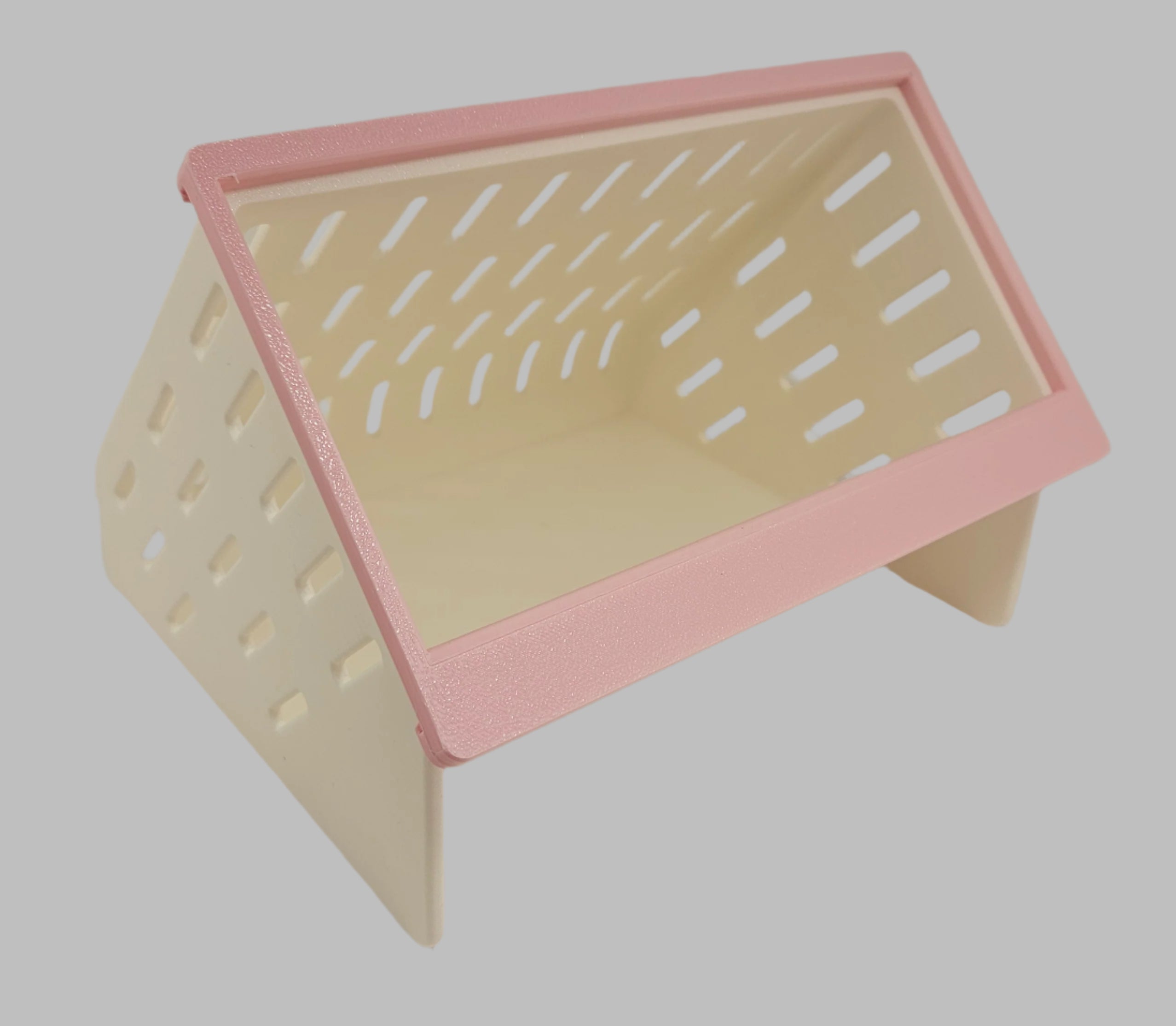 The Open Air Hay Feeder