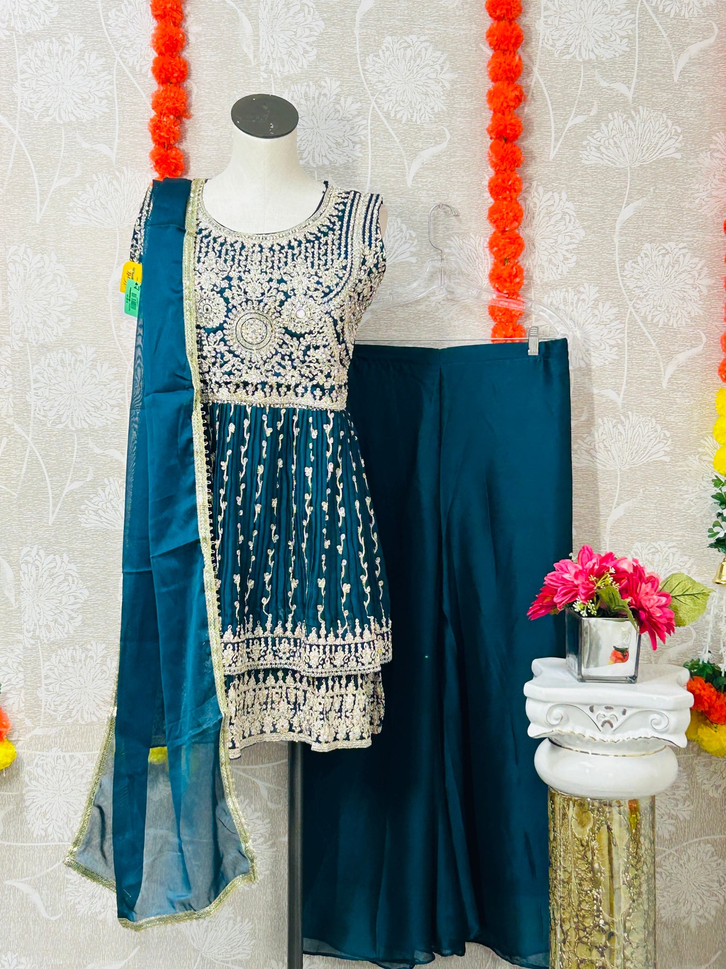 Heavy work Sharara set