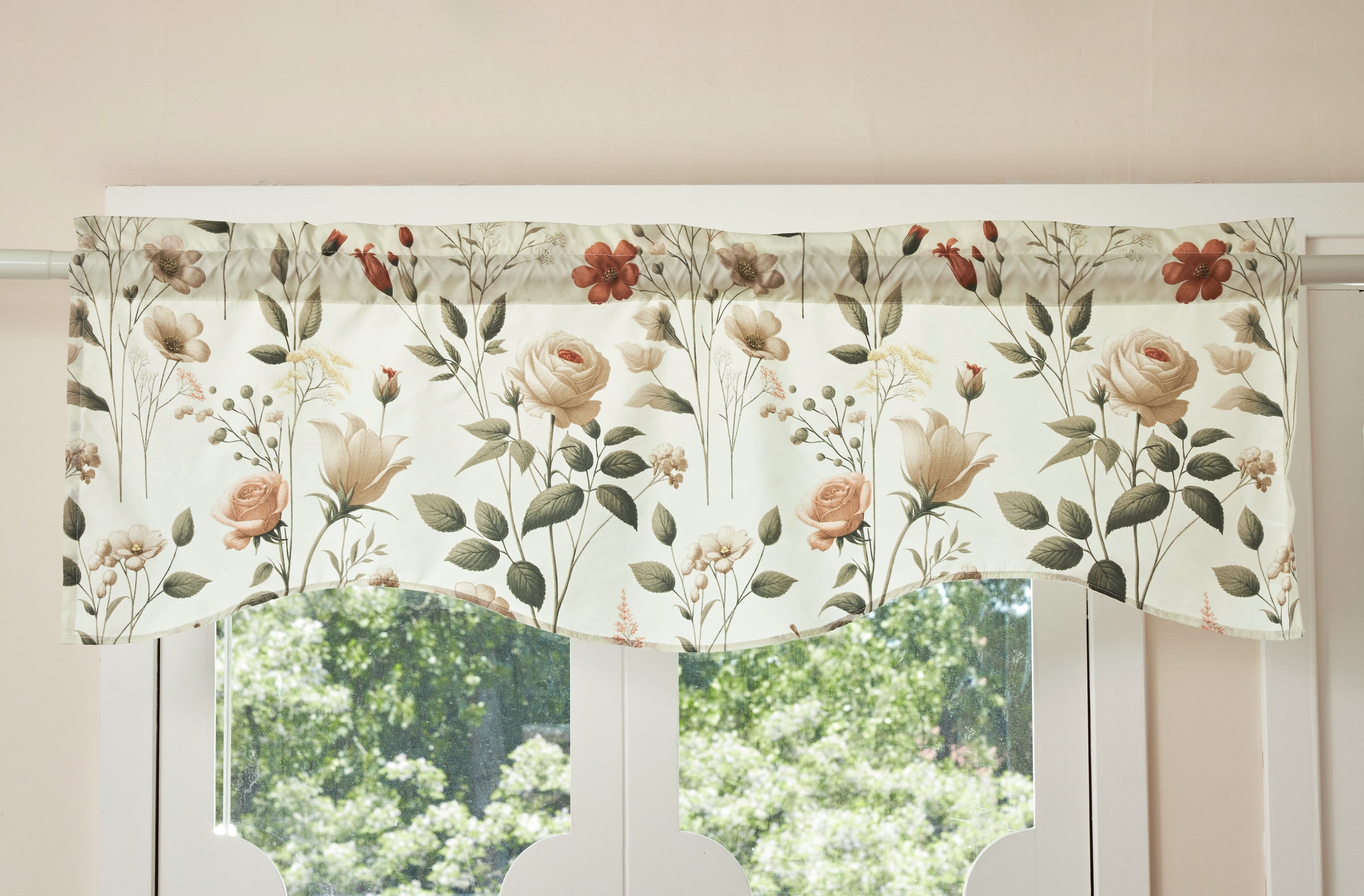 DaDalogy Enchanted Meadow Bed in a bag Set - Victoria Garden Delicate Floral Symphony in Beige, Rose, and Soft Green, Luxuriously Soft Quilted Set