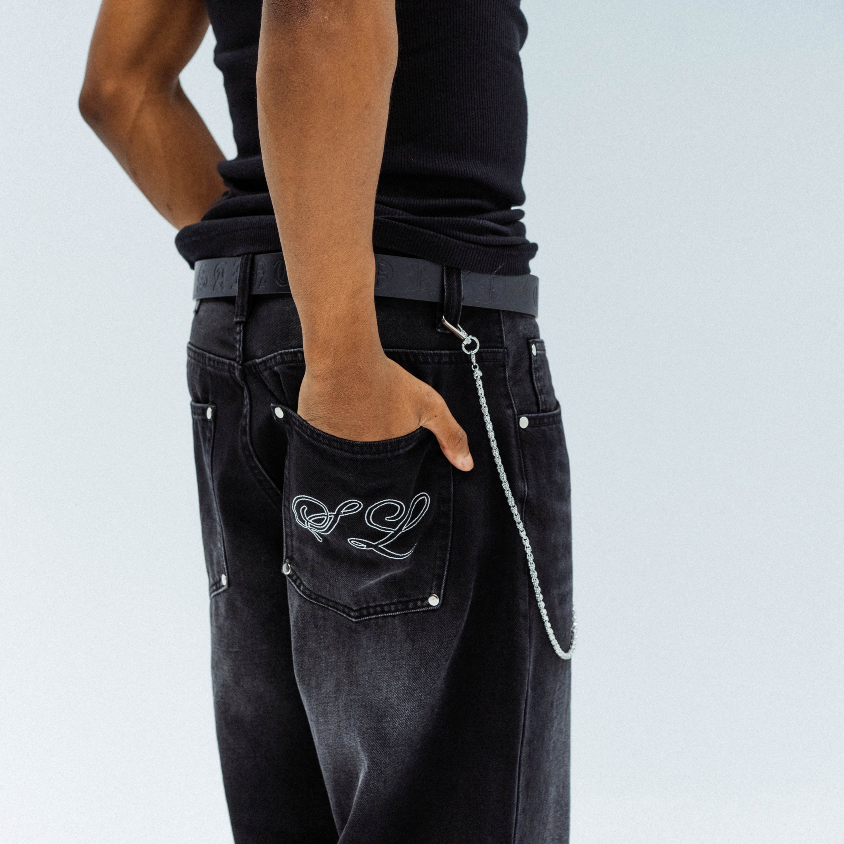 SIGNATURE DENIM