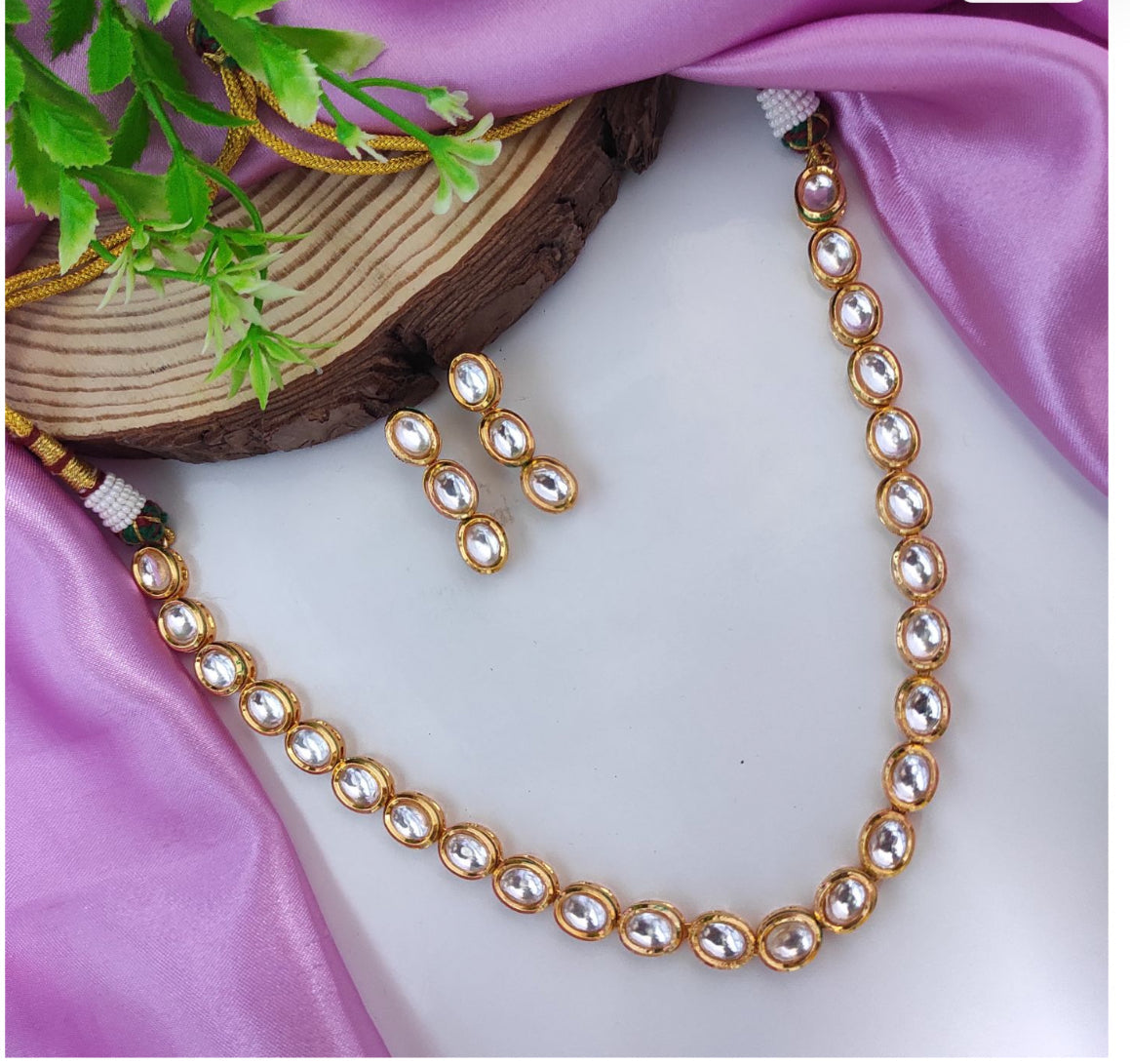 Kundan necklace : single ladi