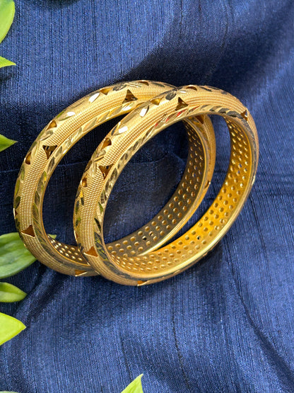 Golden bangles : Size 2.4