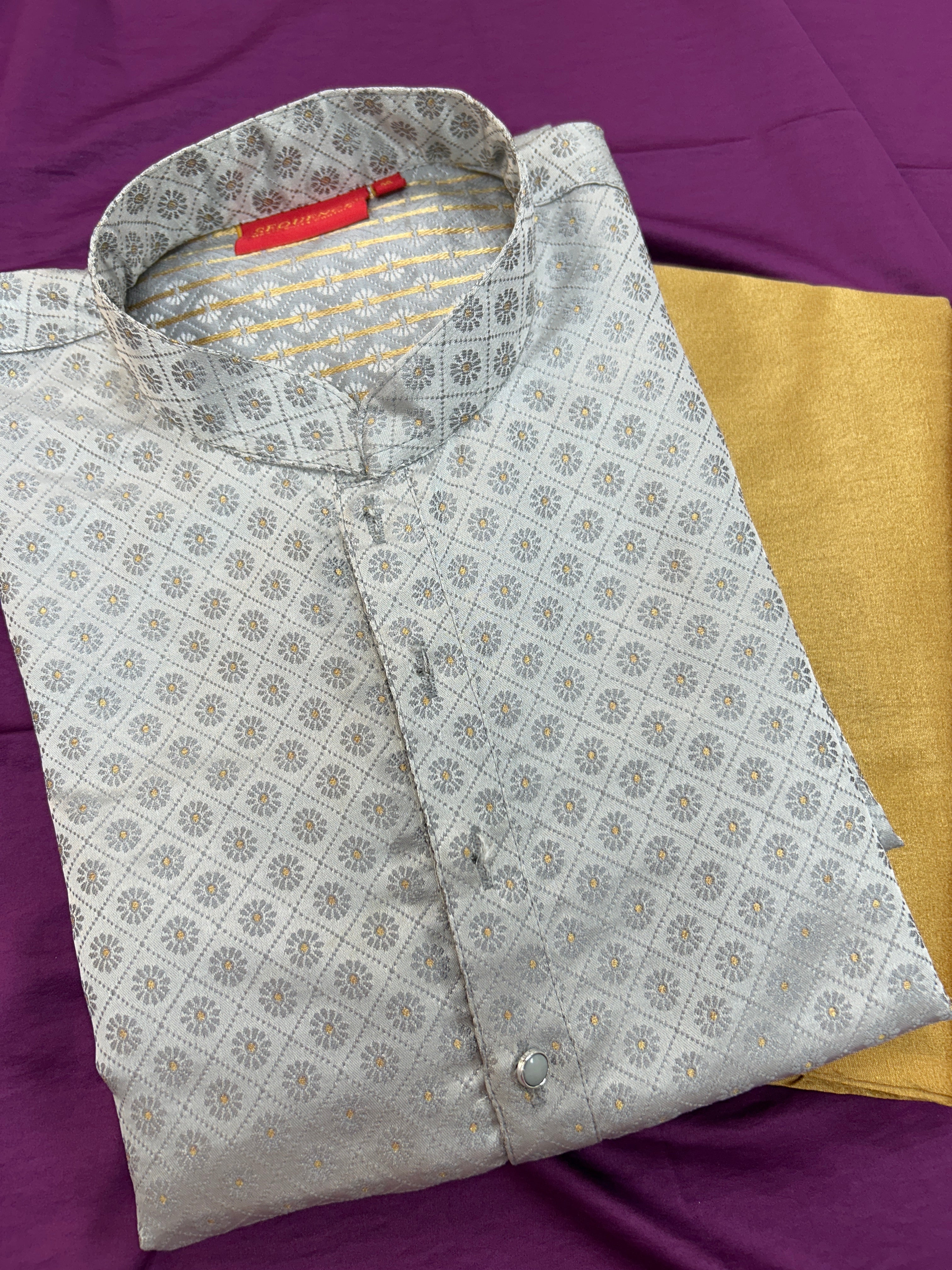 Jacquard silk kurta set : light grey