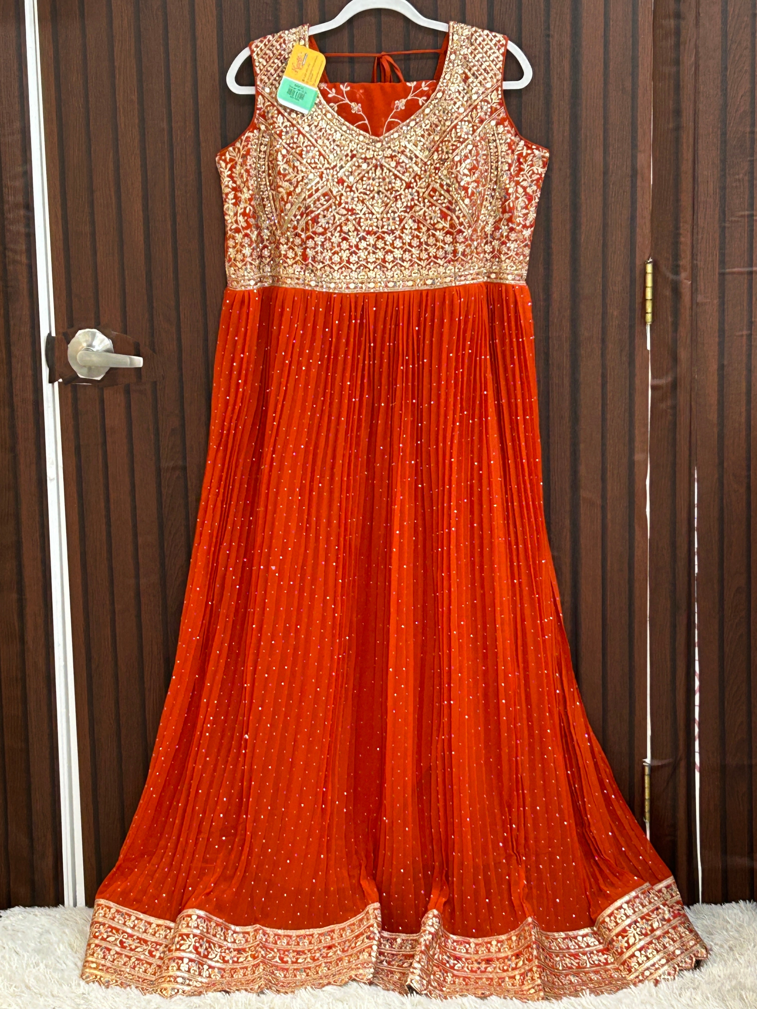 Heavy party wear gown