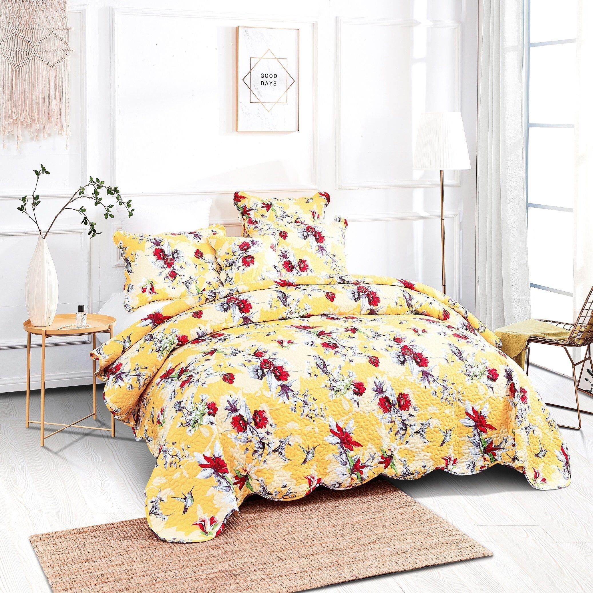 DaDa Bedding Radiant Sunshine Yellow Hummingbirds Floral Scalloped Bedspread Set (JHW-925)
