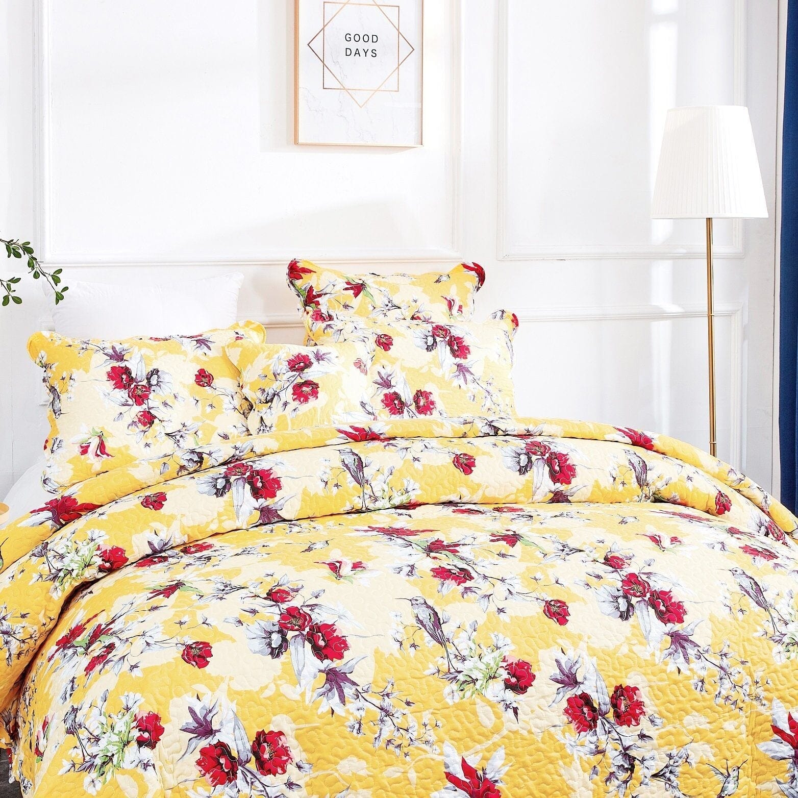 DaDa Bedding Radiant Sunshine Yellow Hummingbirds Floral Scalloped Bedspread Set (JHW-925)