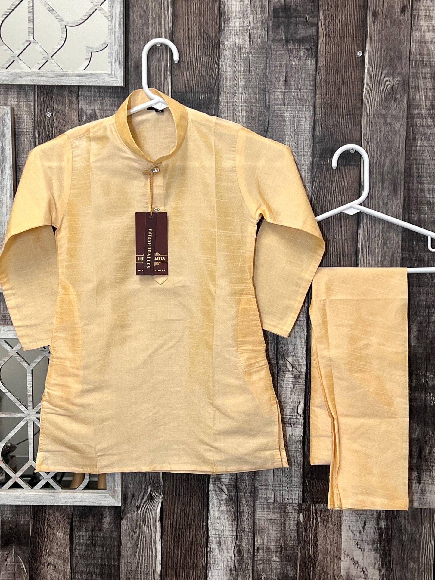 Kids: Boys kurta pajaama