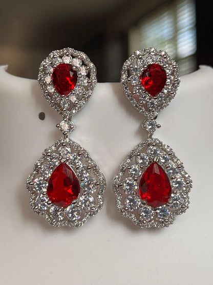 Korean stone earrings : Ruby