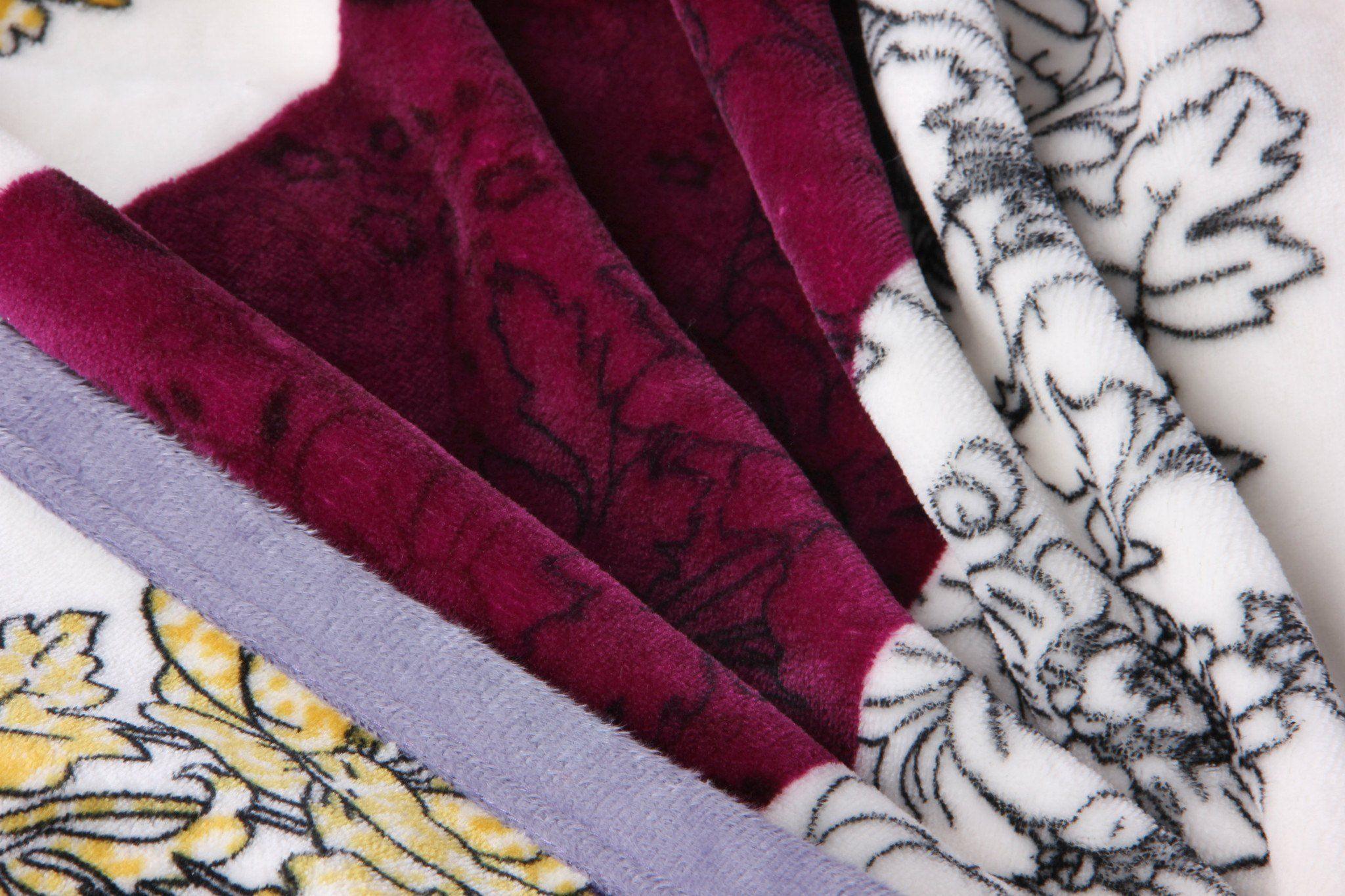 DaDa Bedding Botanical Floral Striped Carnations Mink Flannel Fleece Throw Blanket (XY9829)