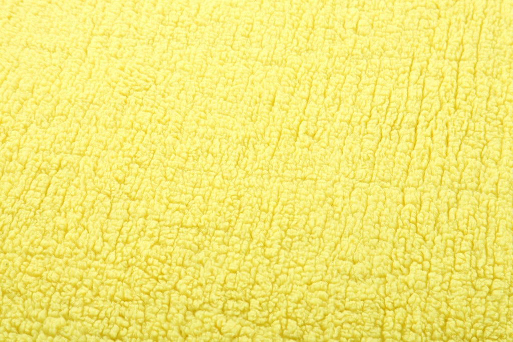 DaDa Bedding Happy Sunny Yellow Bright Quilted Ultra Sonic Reversible Throw Blanket Bedspread (BJ0107)