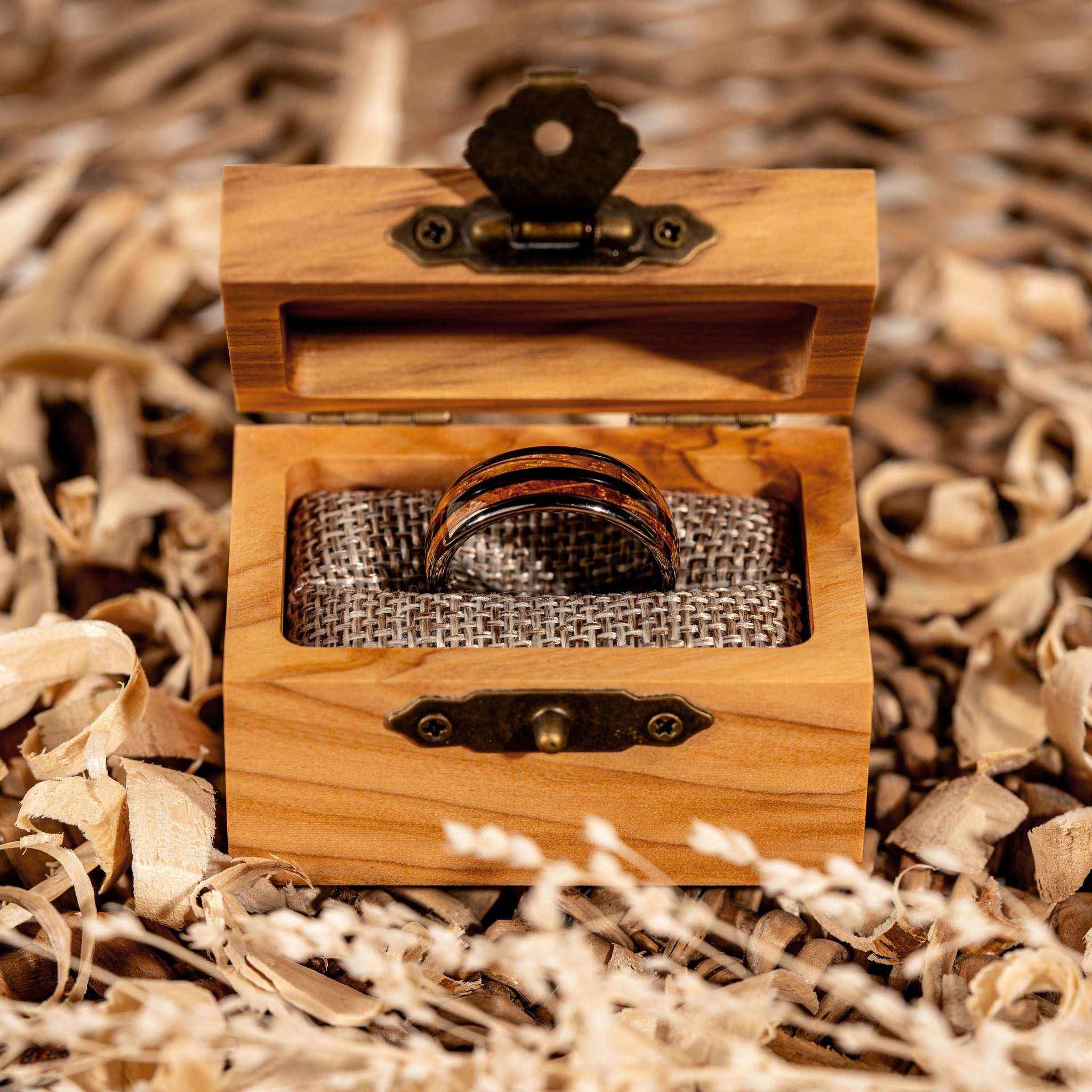 Whiskey Barrel Ring